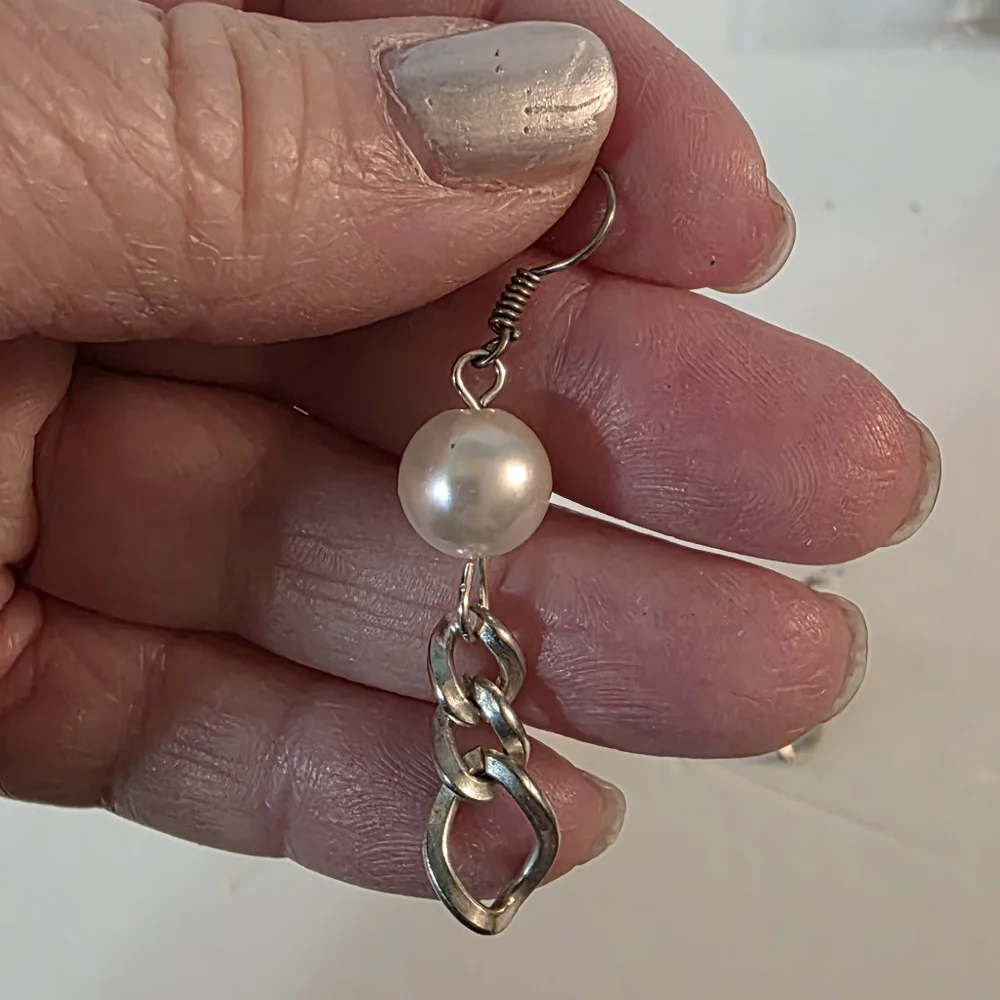 Elegant Pearl and Silver Earrings Set